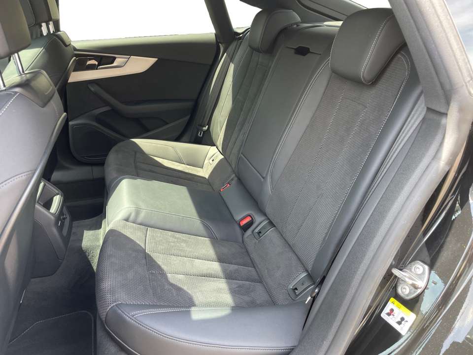 Audi S5 - Imagem 11