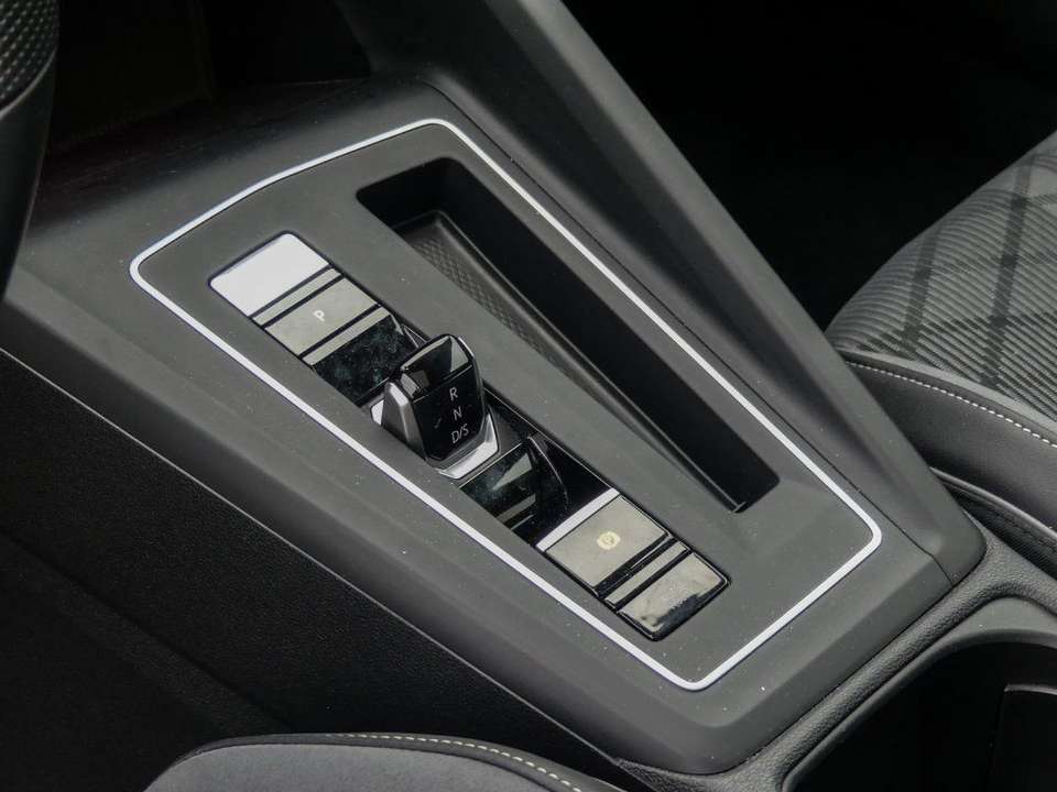 Volkswagen Golf - Imagem 11