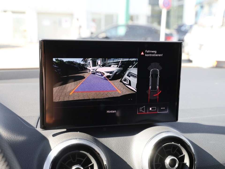 Audi Q2 - Imagem 15