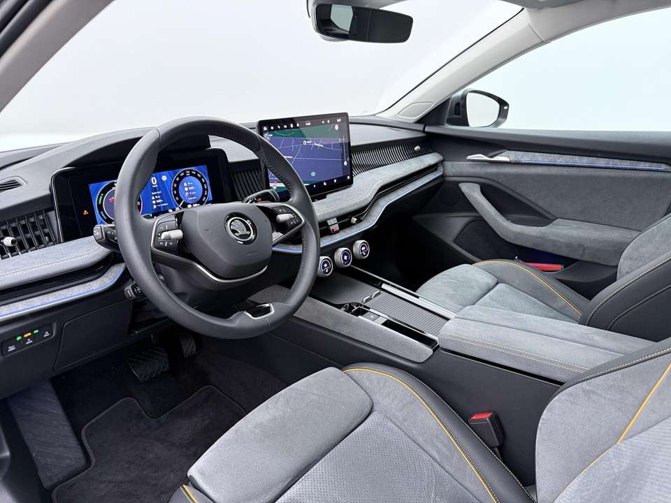 Skoda Superb - Imagem 3