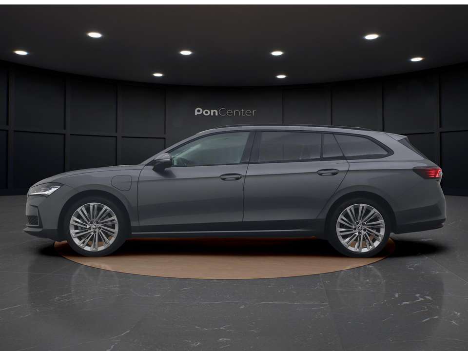 Skoda Superb - Imagem 6