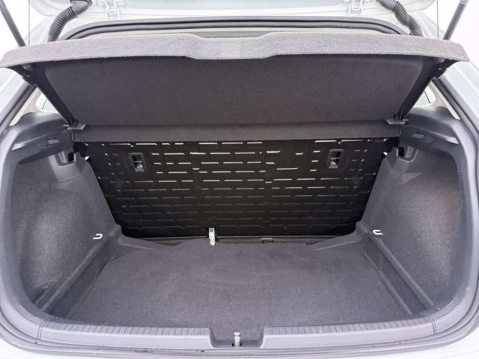 Volkswagen Polo - Imagem 12