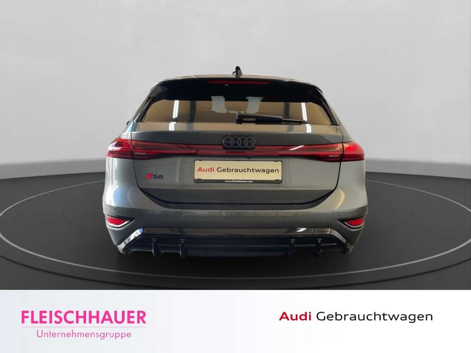 Audi S6 - Imagem 6