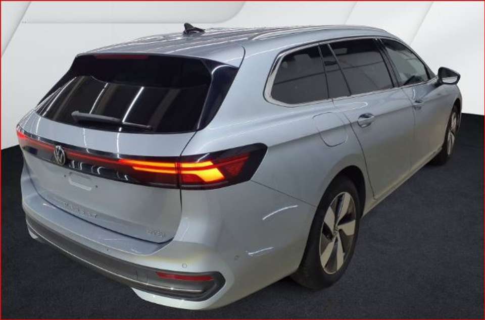 Volkswagen Passat Variant - Imagem 2