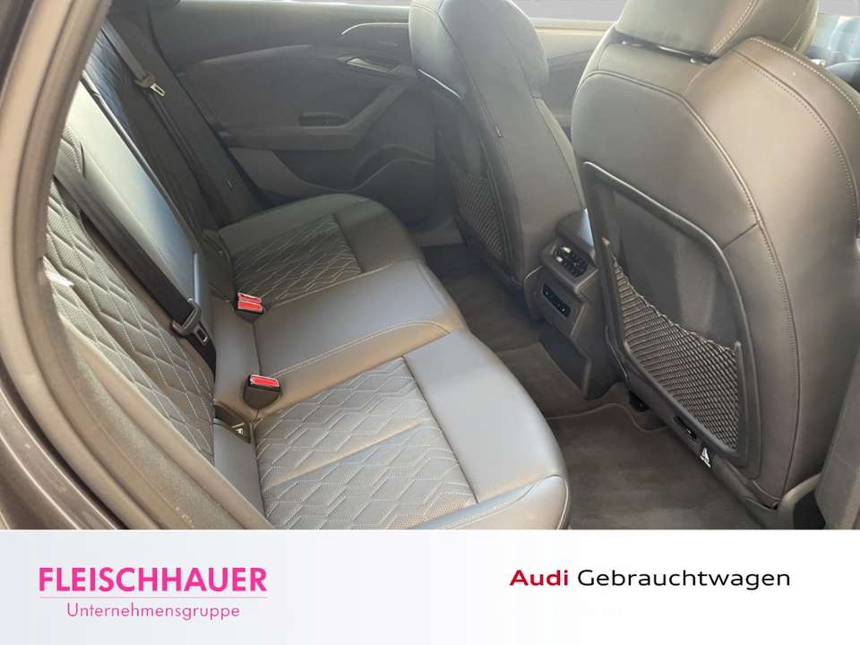 Audi S6 - Imagem 10