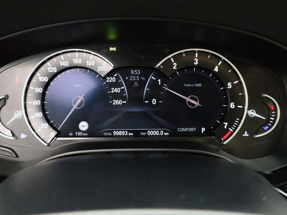 BMW 530 - Imagem 8