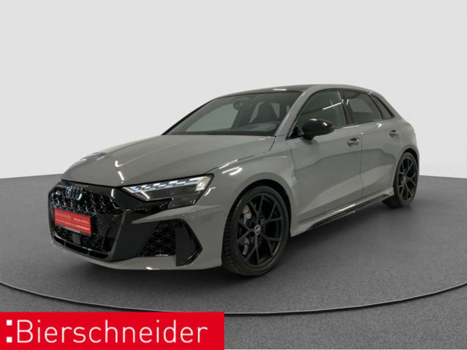 Audi RS3 - Imagem 2
