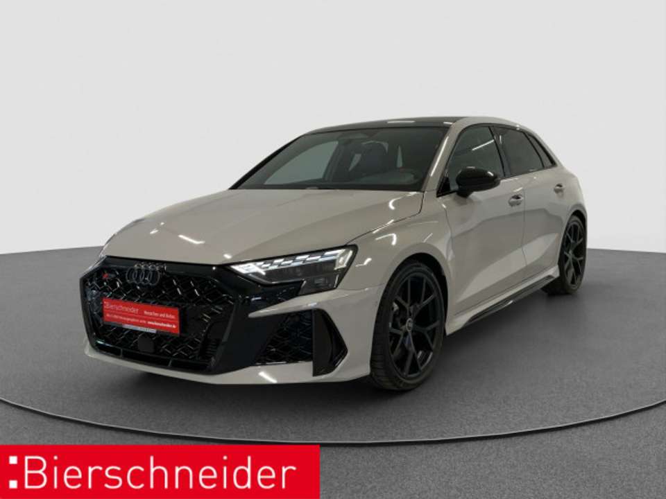 Audi RS3 - Imagem 2