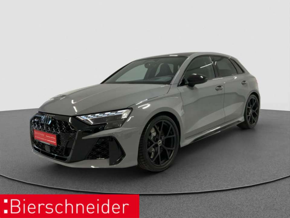 Audi RS3 - Imagem 2