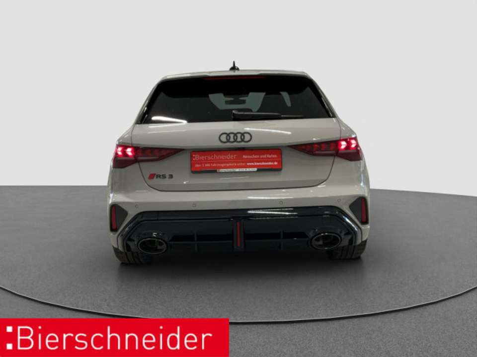 Audi RS3 - Imagem 6