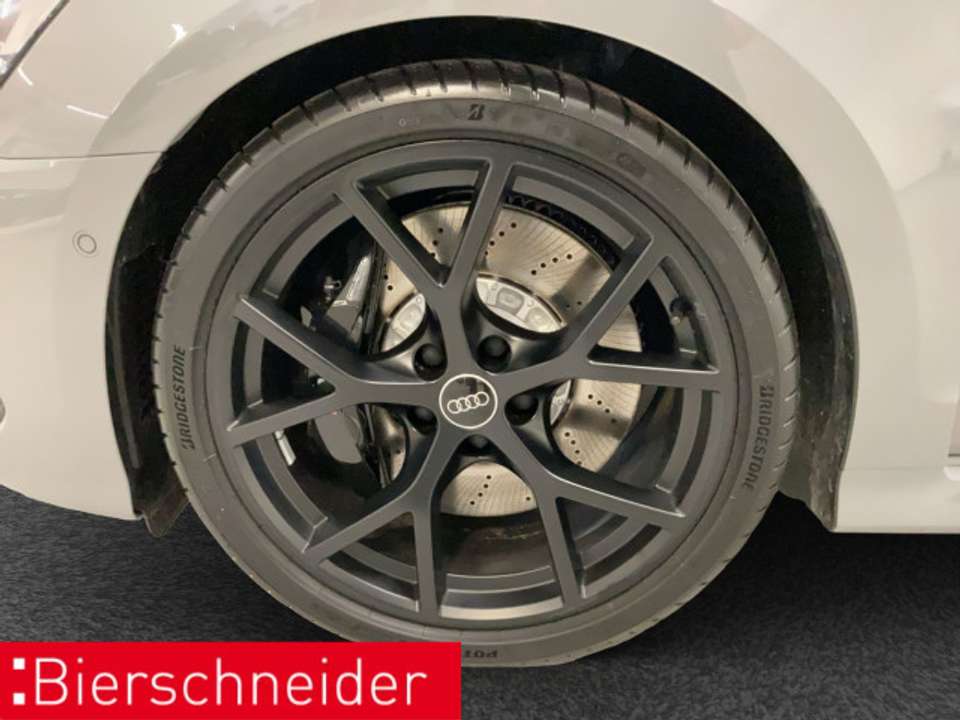 Audi RS3 - Imagem 9
