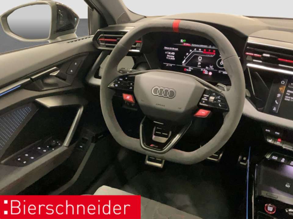 Audi RS3 - Imagem 12