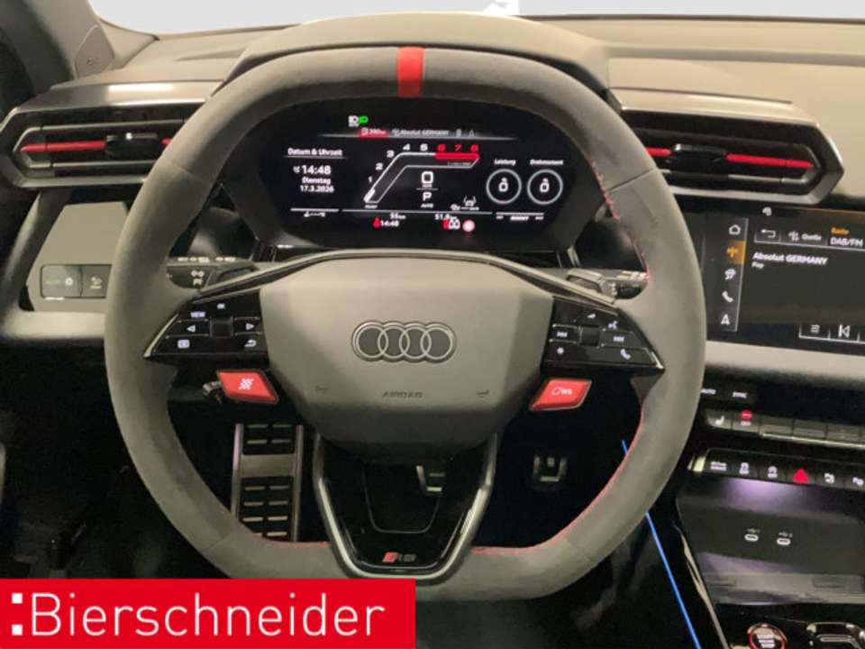 Audi RS3 - Imagem 12
