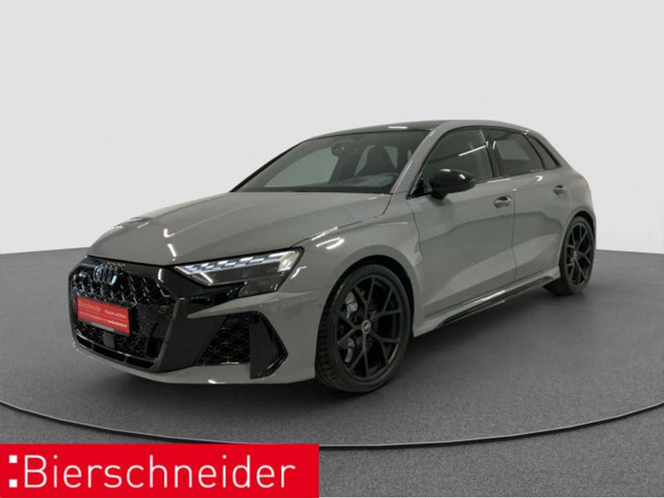 Audi RS3 - Imagem 2