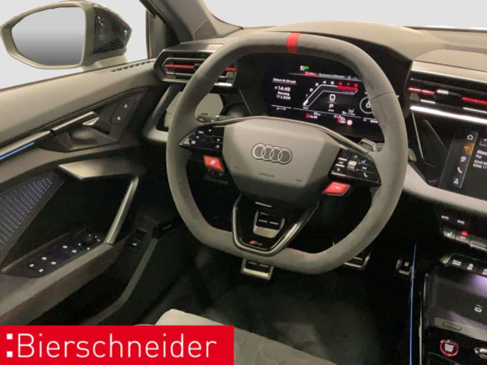 Audi RS3 - Imagem 13