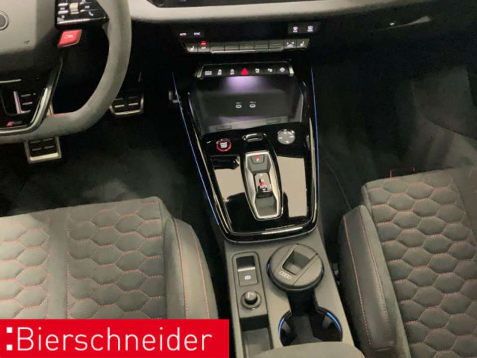 Audi RS3 - Imagem 15