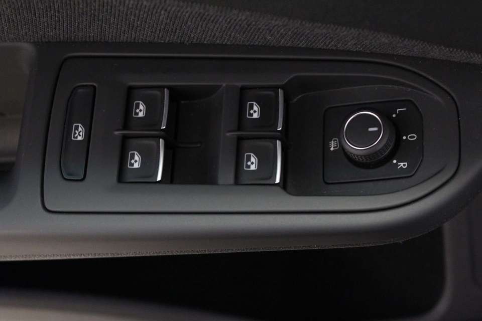 Volkswagen Golf - Imagem 9