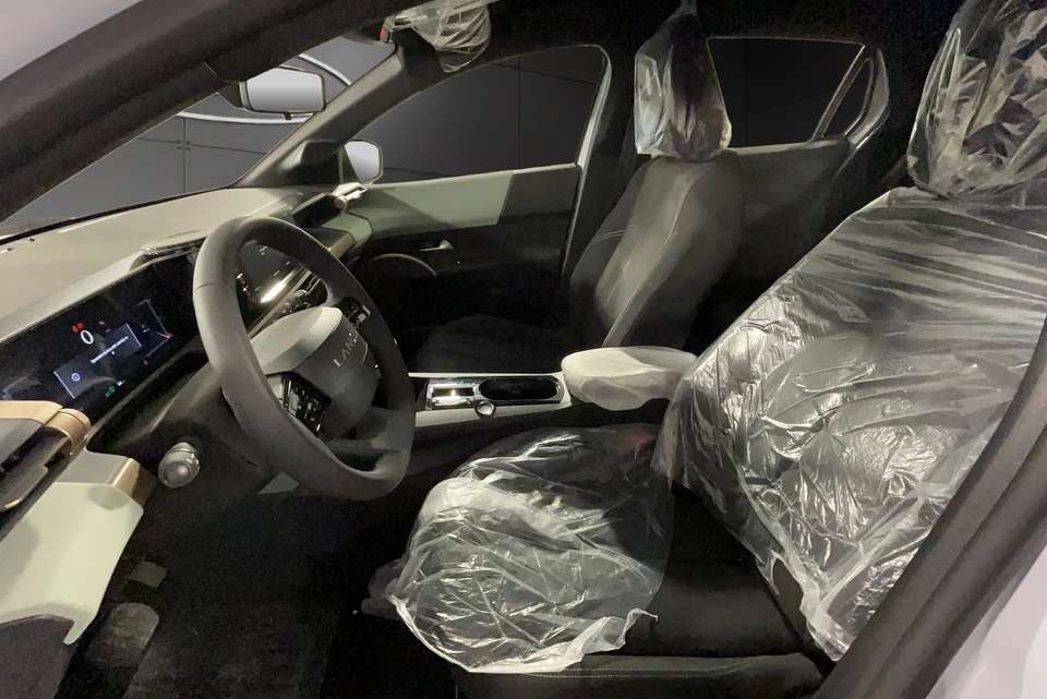 Car picture 9