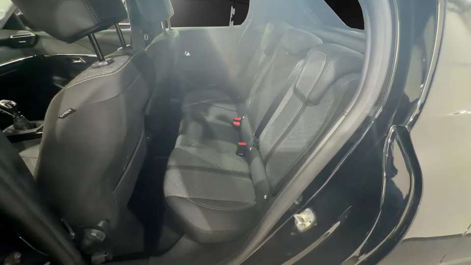 Peugeot 208 - Imagem 12