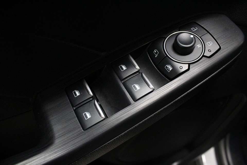 Ford Kuga - Imagem 9