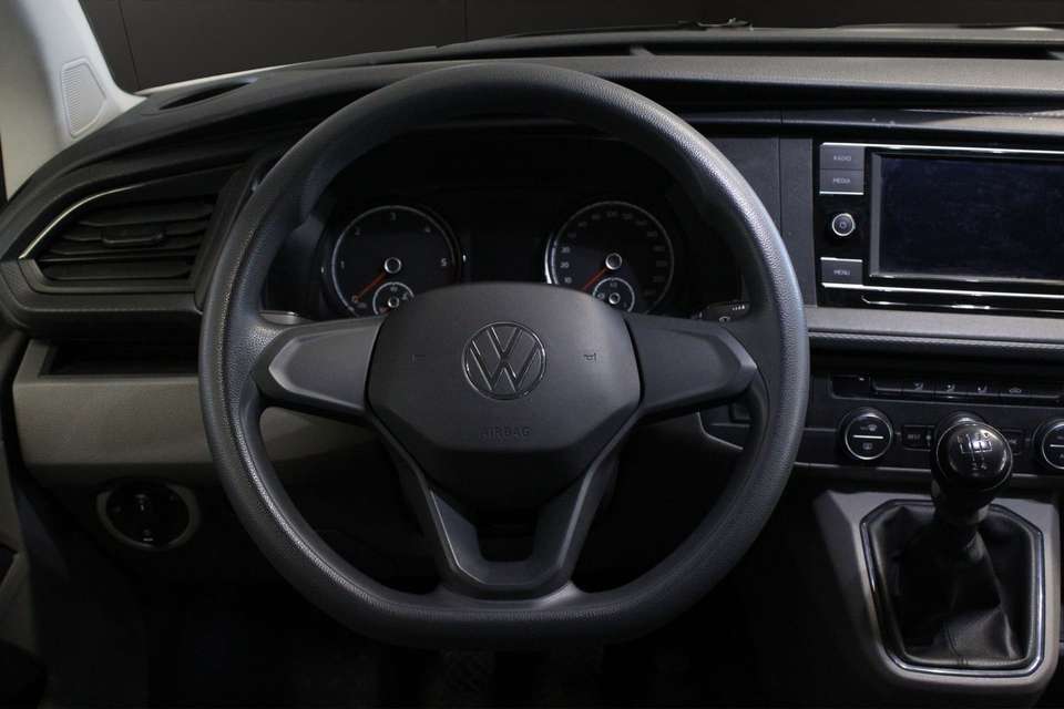 Volkswagen T6 Caravelle - Imagem 10