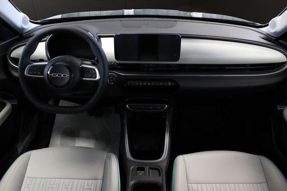 Fiat 600 - Imagem 12