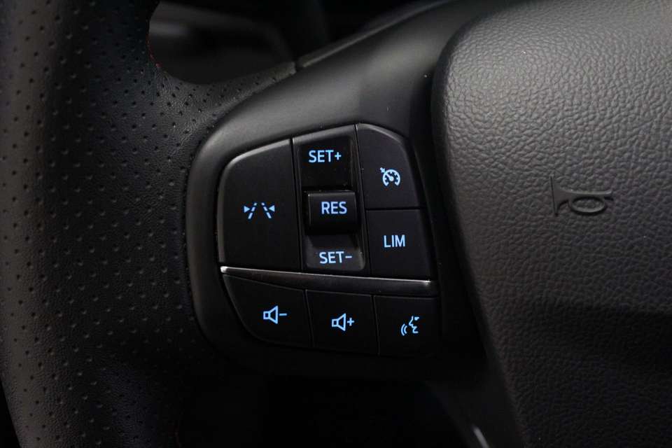 Ford Kuga - Imagem 12