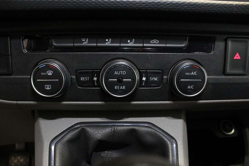 Volkswagen T6 Caravelle - Imagem 13