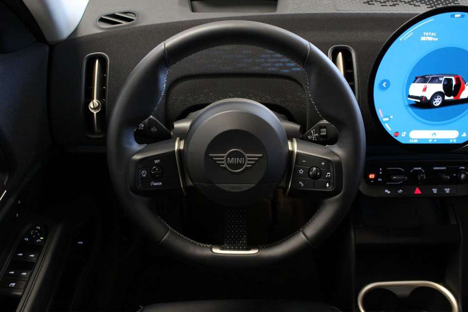 MINI Cooper D Countryman - Imagem 13