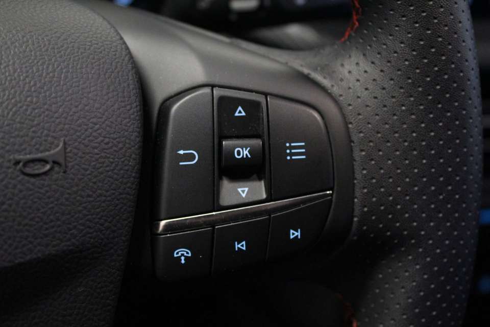 Ford Kuga - Imagem 13