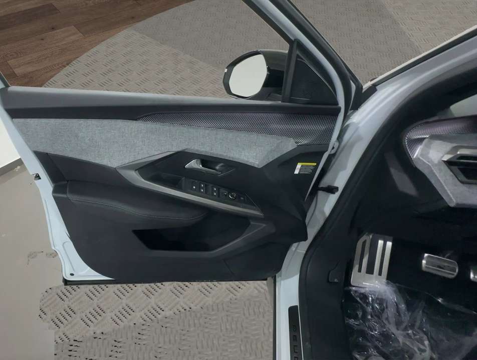 Peugeot 3008 - Imagem 8