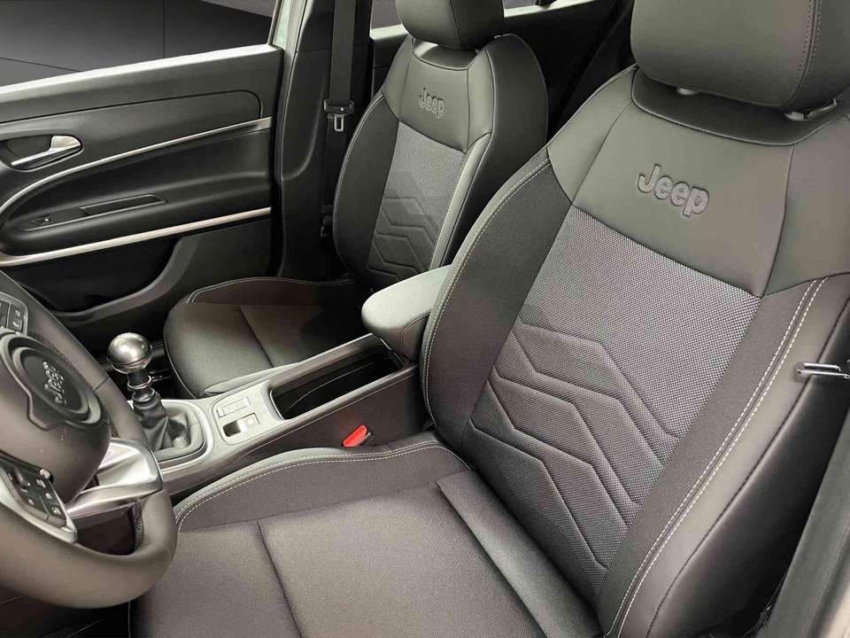 Jeep Avenger - Imagem 11