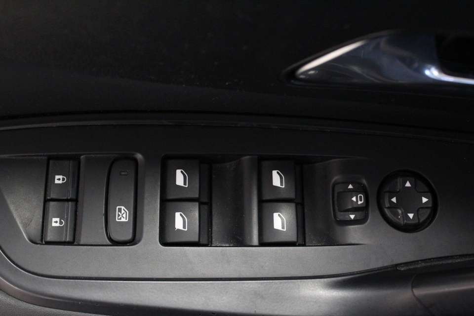 Peugeot 308 - Imagem 9