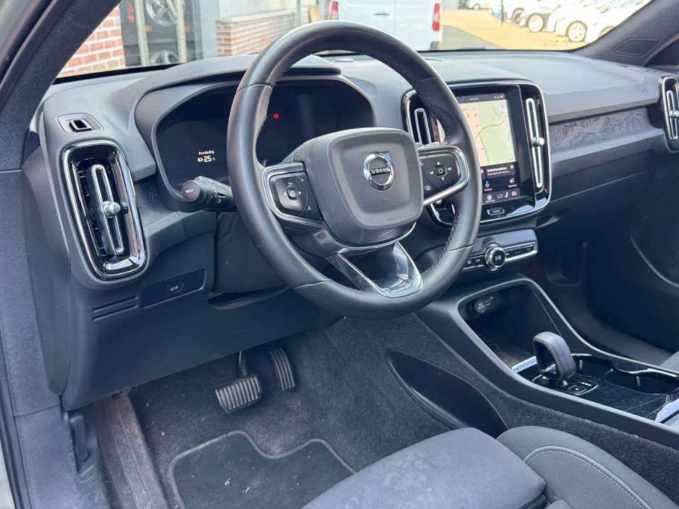 Volvo C40 - Imagem 14