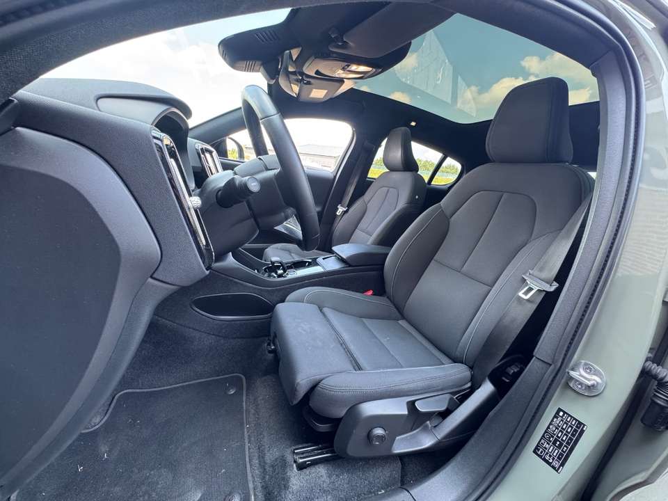 Volvo C40 - Imagem 18