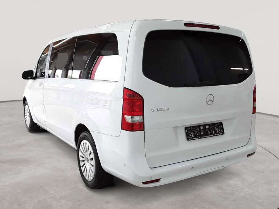 Mercedes-Benz V 250 - Imagem 2