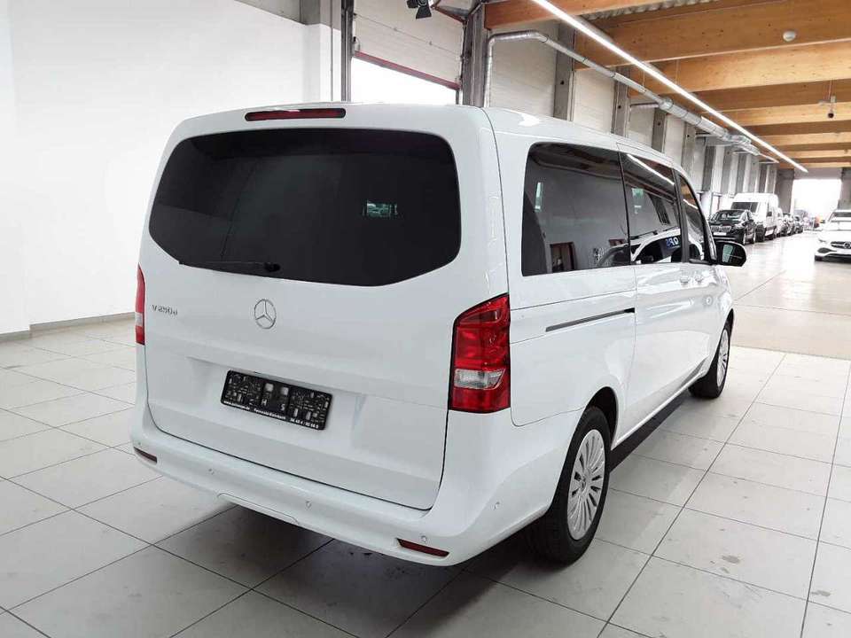 Mercedes-Benz V 250 - Imagem 4
