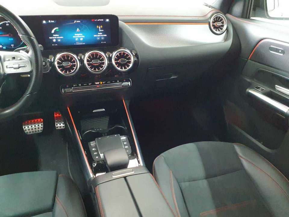 Mercedes-Benz EQA 250 - Imagem 6