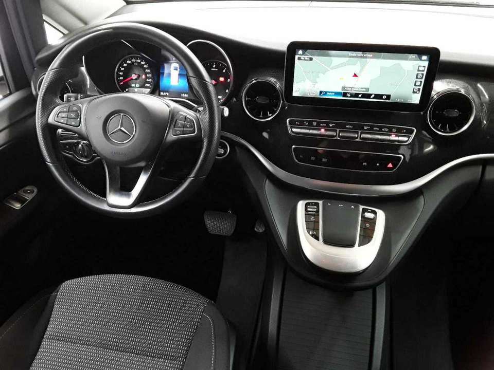 Mercedes-Benz V 250 - Imagem 14