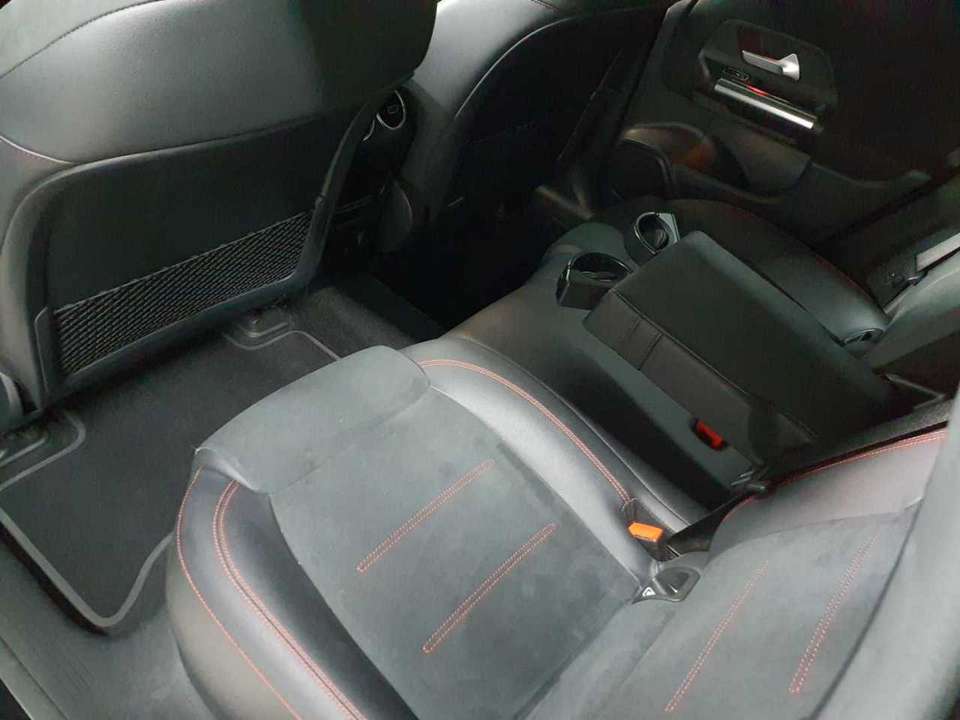 Mercedes-Benz EQA 250 - Imagem 8