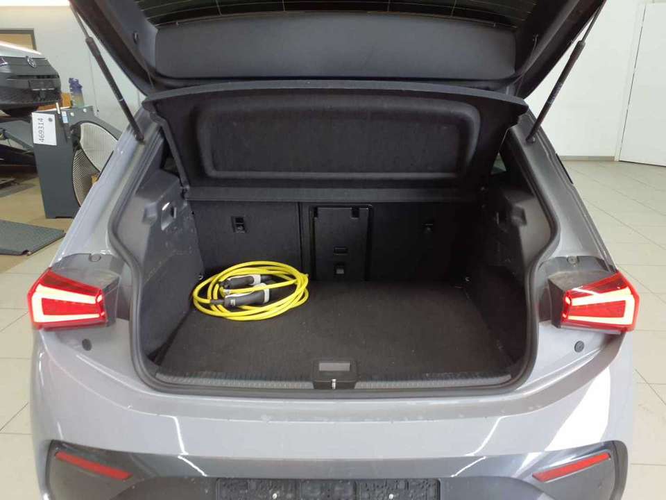 Car picture 9