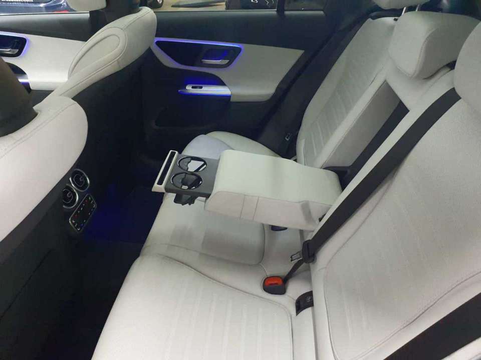Mercedes-Benz GLC 220 - Imagem 7