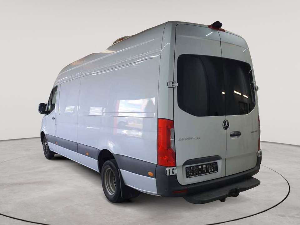 Mercedes-Benz Sprinter - Imagem 2