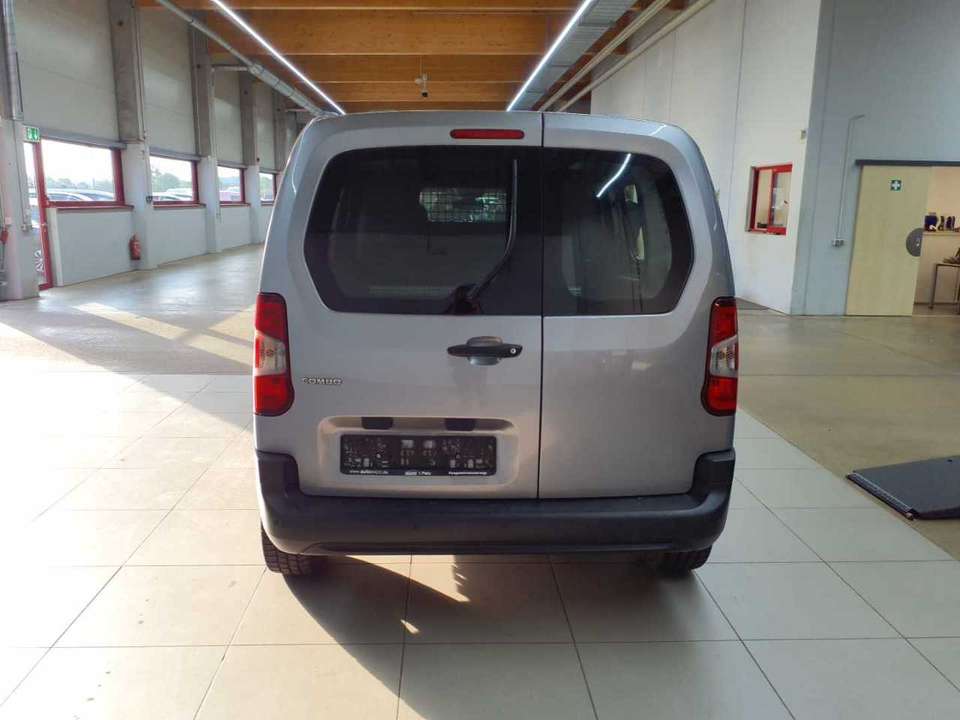 Opel Combo - Imagem 5