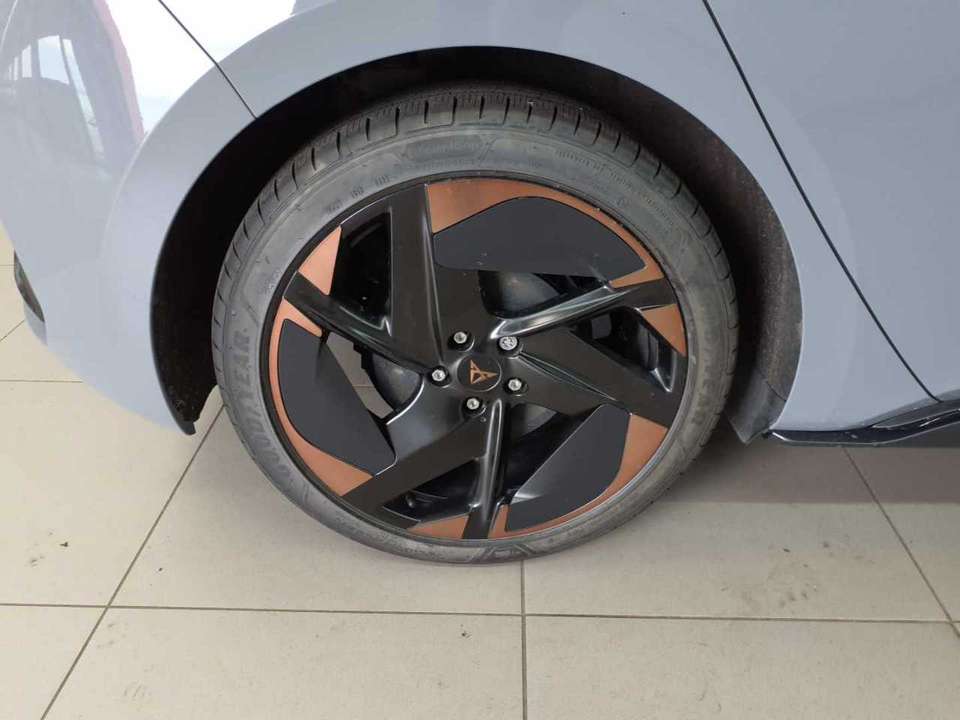 Car picture 11