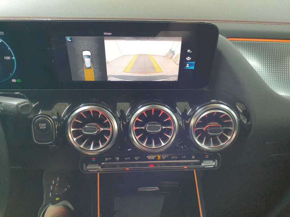 Mercedes-Benz EQA 250 - Imagem 14