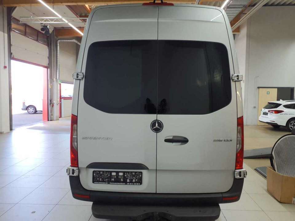 Mercedes-Benz Sprinter - Imagem 5