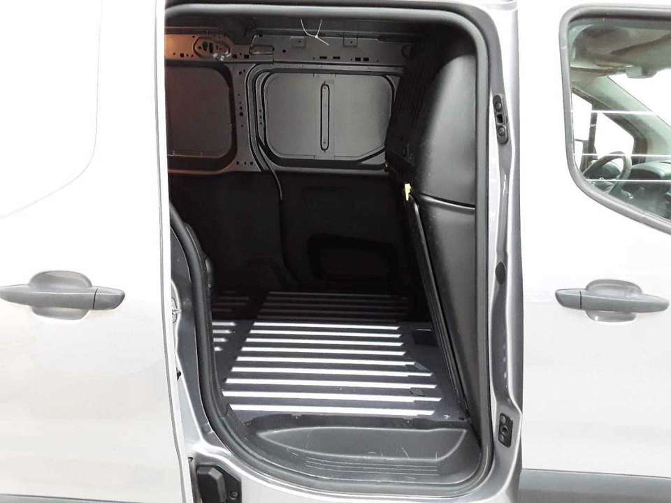 Opel Combo - Imagem 8
