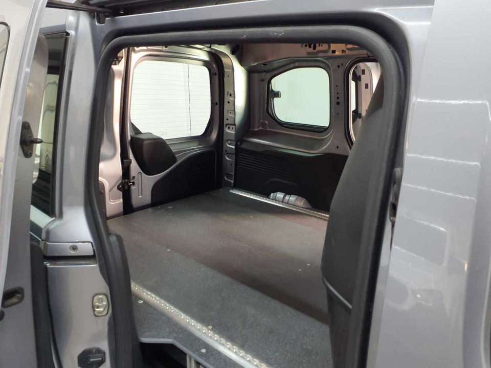 Opel Combo - Imagem 9
