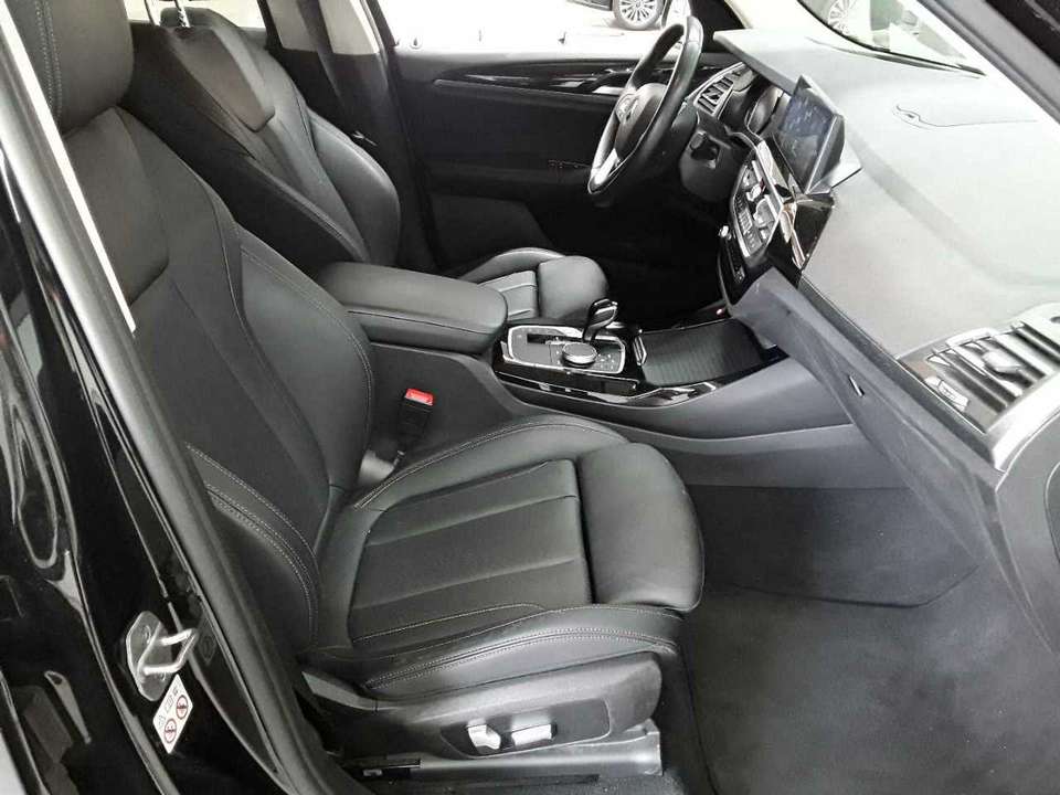 Car picture 11
